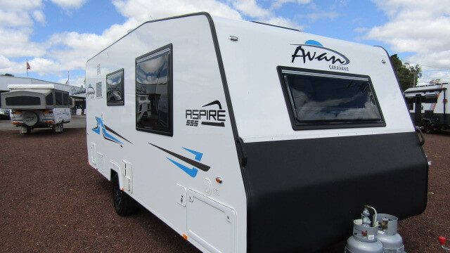 Avan Ensuite Aspire 555 Caravan